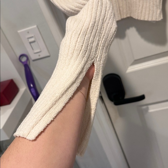 Zara Cream Ribbed Cropped Sweater - Picture 3 of 7